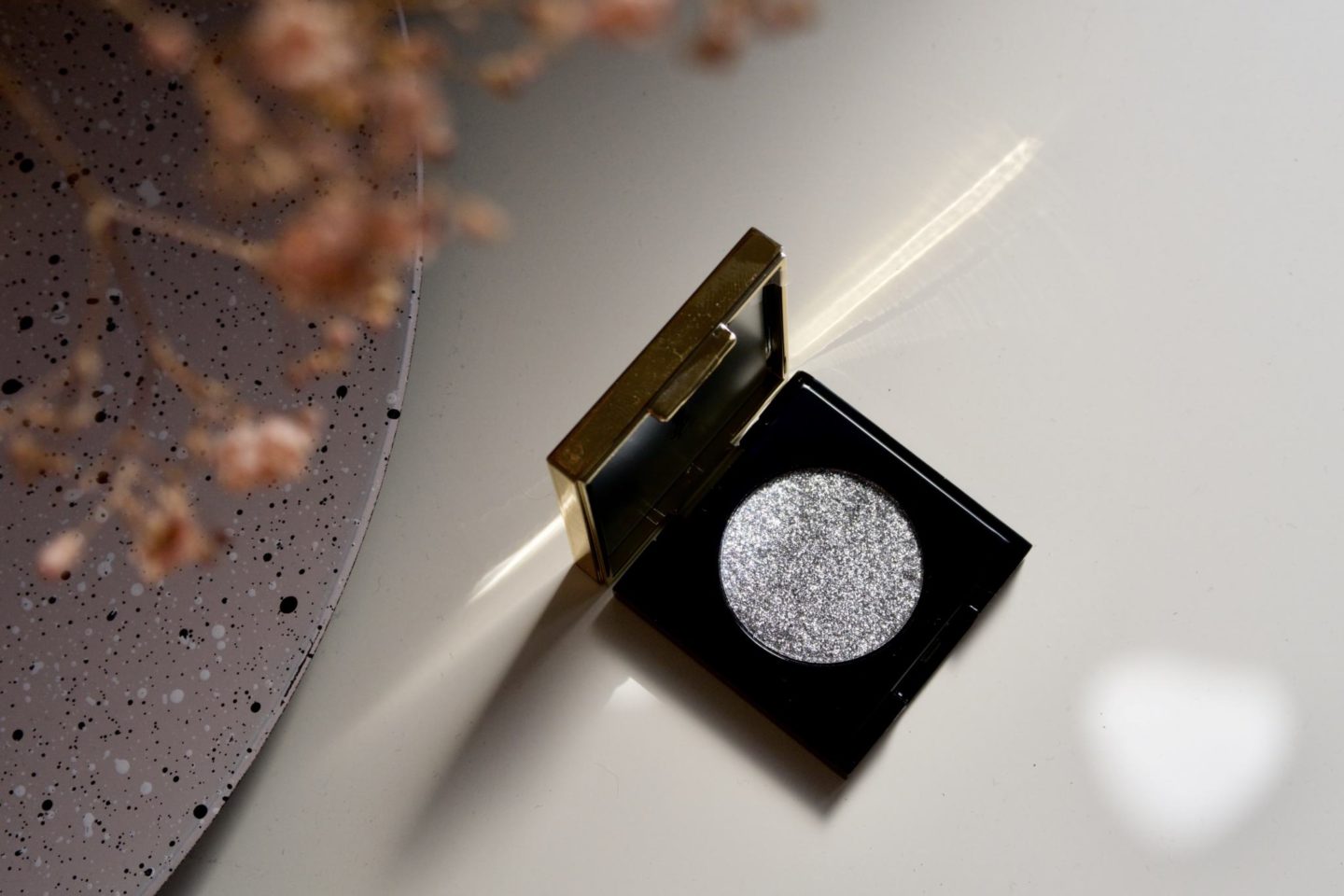 Yves Saint-Laurent Sequin Crush #yvessaintlaurent #yslmakeup #sequincrush #yslbeauty #beauty