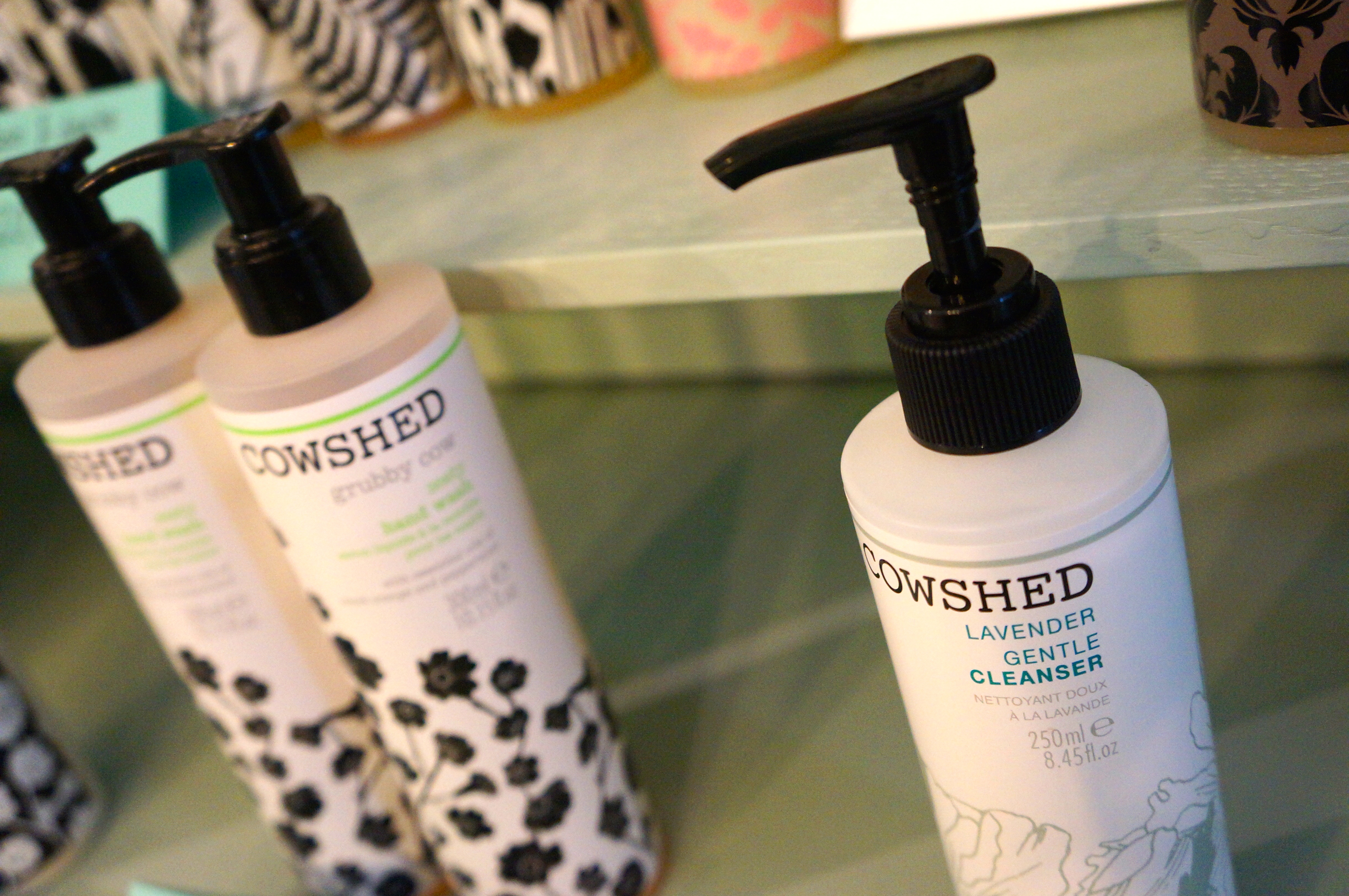 Cowshed facial cleanser/ Pic by kiwikoo.