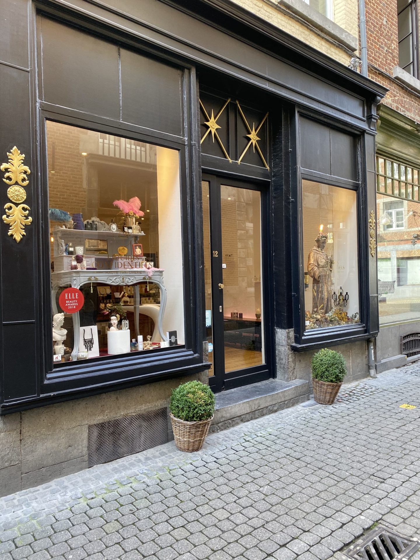 Liquides Confidentiels. Boutique parfumerie de niche Namur. #beaute #niche #namur #hauteparfumerie