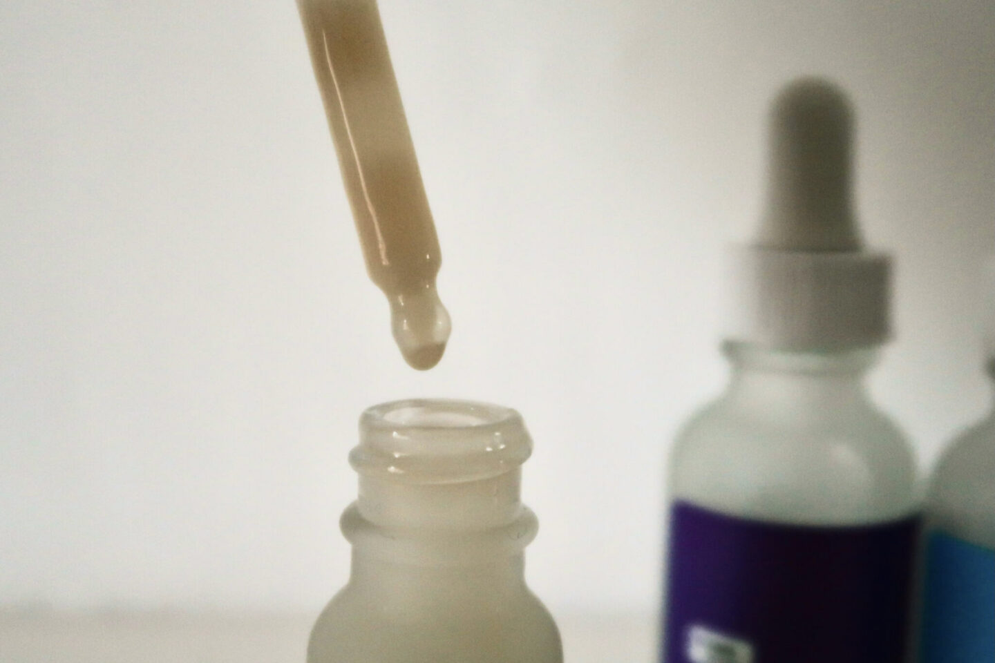 Douceur et hydratation avec Hylamide.
#hylamide #deciem #soinsdelapeau #routinesoins #beaute #beauty #skincare
