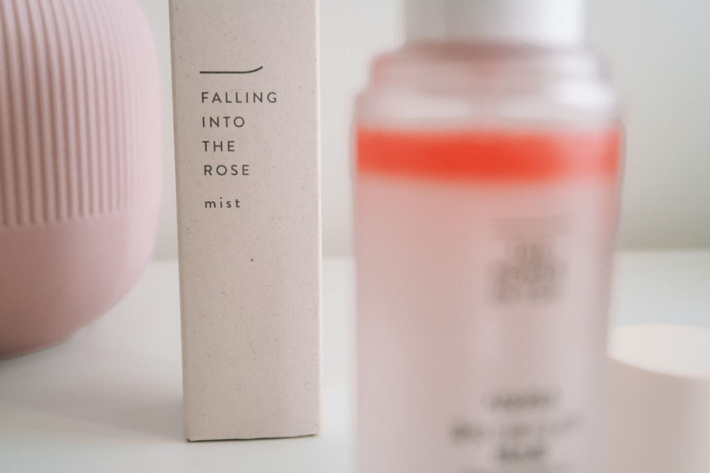 Brume Sioris Falling into the Rose Mist. #kbeauty #siorirs #skincare #skincaremist 