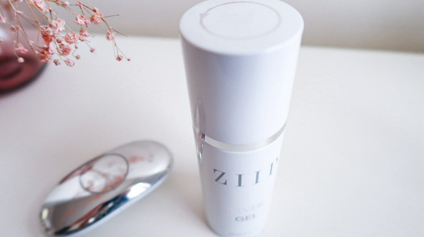 ZIIP Halo appareil anti-&acirc;ge &agrave; micro et nano courants et le Silver Gel conducteur de courants. #antiage #ziip #ziiphalo #beautydevice #peau #soins 