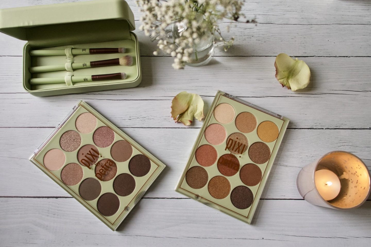 PIXI: Eye Reflections Shadow Palette.